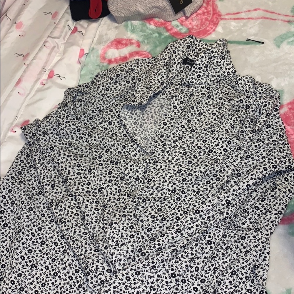 Black and white button down blouse